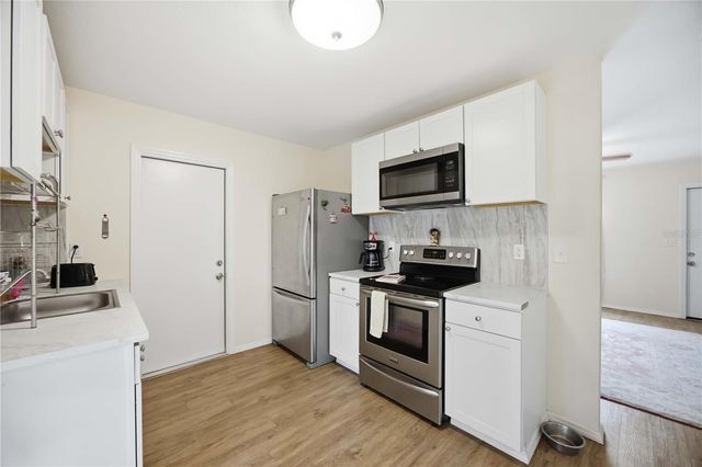 8170 LOMBRA AVENUE, North Port, FL 34287