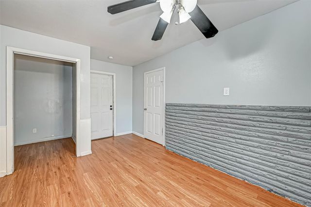 2946 Dragonwick Drive, Houston, TX 77045