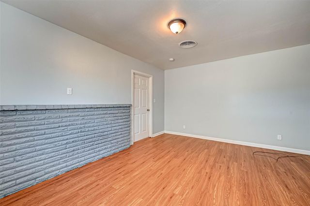 2946 Dragonwick Drive, Houston, TX 77045