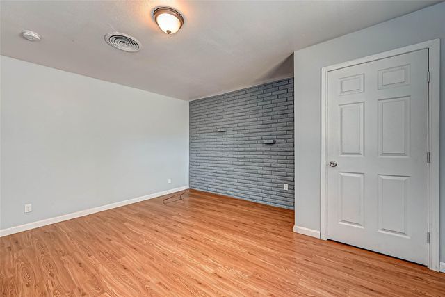 2946 Dragonwick Drive, Houston, TX 77045