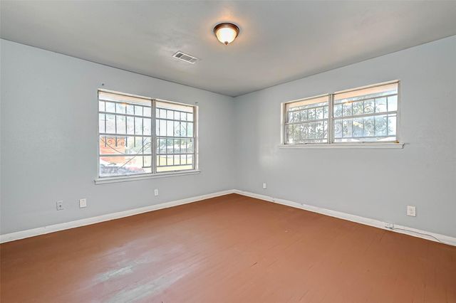 2946 Dragonwick Drive, Houston, TX 77045