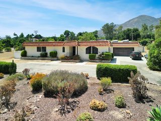 1271 Cliff Avenue, Fillmore, CA 93015