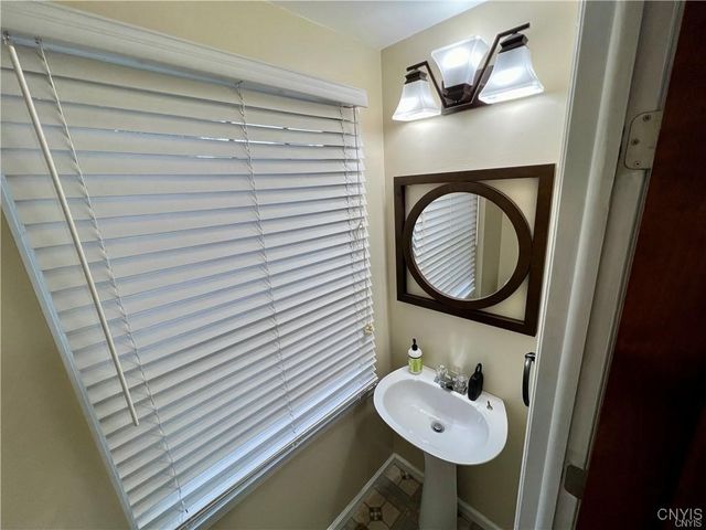 4431 Heritage Drive, Clay, NY 13090