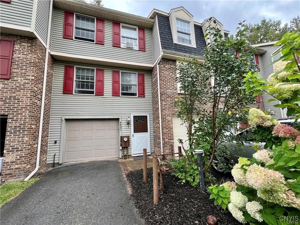 4431 Heritage Drive, Clay, NY 13090