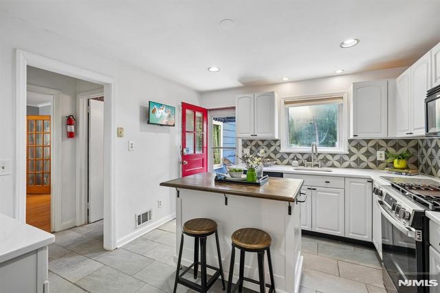45 Lenox Terrace, West Orange, NJ 07052