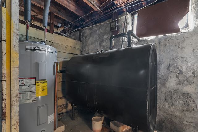 77 Highland Ter, Brockton, MA 02301