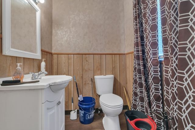 77 Highland Ter, Brockton, MA 02301