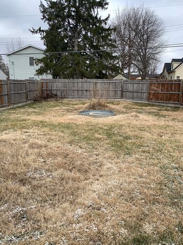 410 E Carlisle Street, Mooresville, IN 46158