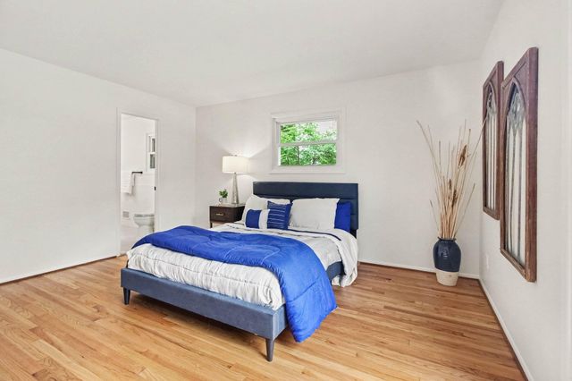 1526 Barnard Road, Ann Arbor, MI 48103