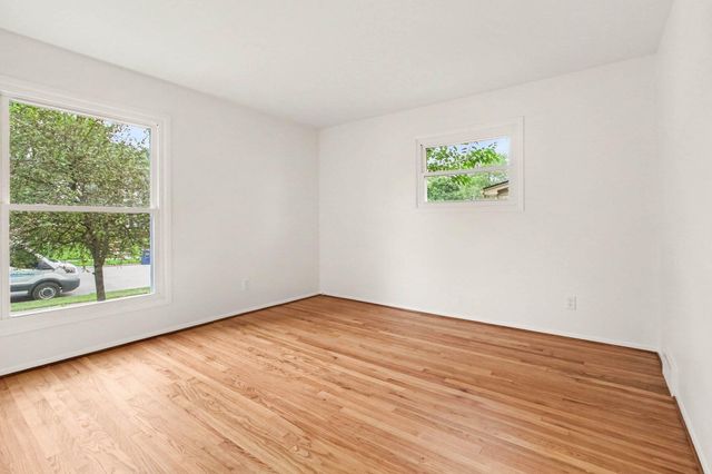 1526 Barnard Road, Ann Arbor, MI 48103
