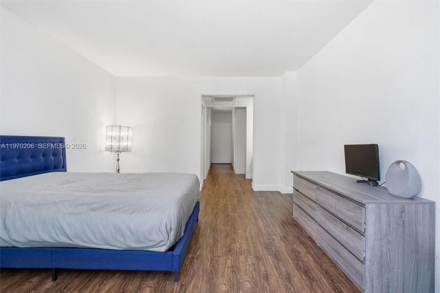 19390 Collins Avenue 120, Sunny Isles Beach, FL 33160