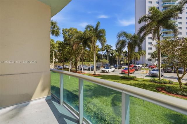19390 Collins Avenue 120, Sunny Isles Beach, FL 33160