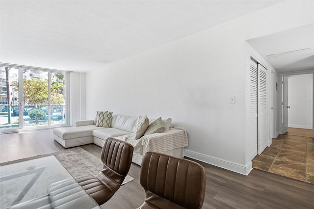 19390 Collins Avenue 120, Sunny Isles Beach, FL 33160