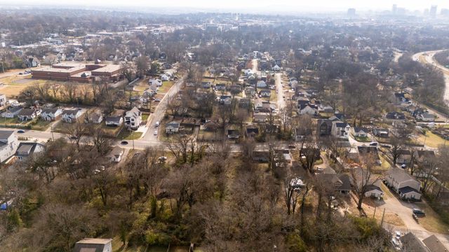 909 Douglas Ave, Nashville, TN 37206