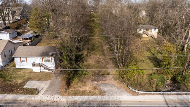 909 Douglas Ave, Nashville, TN 37206