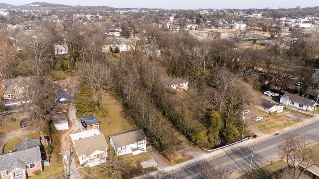 909 Douglas Ave, Nashville, TN 37206