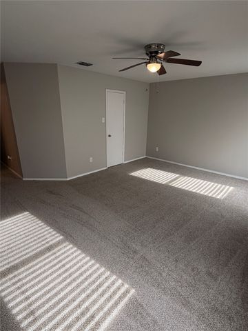 8405 Early Dawn, Denton, TX 76210