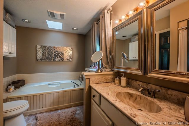 114 Brandywynne Lane, New Albany, IN 47150
