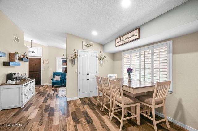 477 Winter Spring Place, El Paso, TX 79928