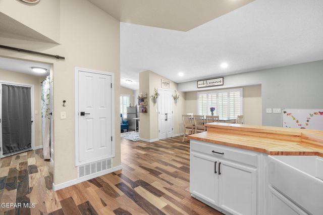 477 Winter Spring Place, El Paso, TX 79928