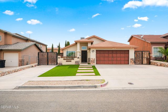 477 Winter Spring Place, El Paso, TX 79928