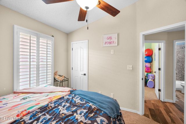 477 Winter Spring Place, El Paso, TX 79928