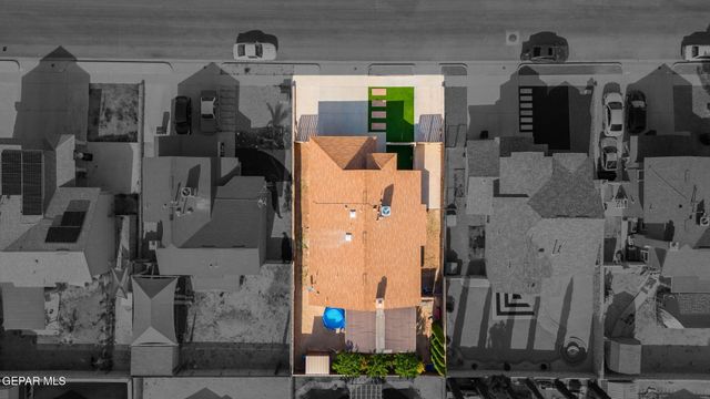 477 Winter Spring Place, El Paso, TX 79928