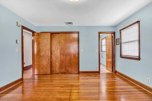 120 Vantage RD, Rocky Mount, VA 24151