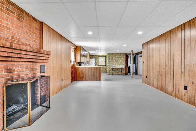 120 Vantage RD, Rocky Mount, VA 24151
