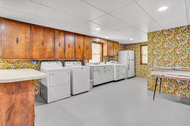 120 Vantage RD, Rocky Mount, VA 24151