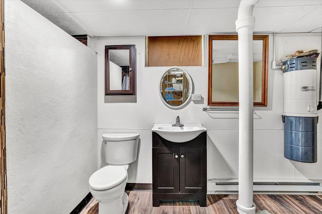 120 Vantage RD, Rocky Mount, VA 24151