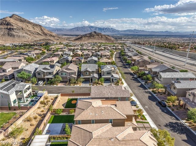 2635 EVOLUTIONARY Lane, Las Vegas, NV 89138