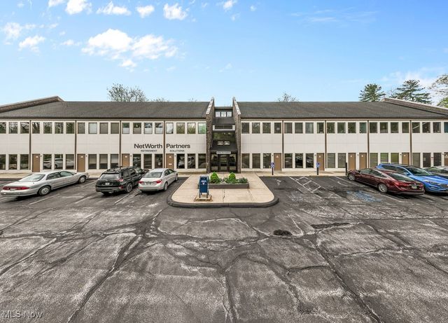 8180 Brecksville Road 115, Brecksville, OH 44141