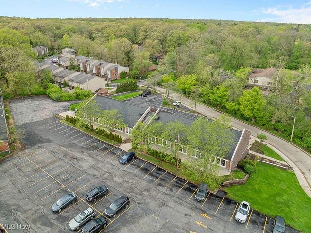 8180 Brecksville Road 115, Brecksville, OH 44141