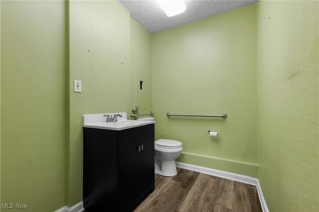 8180 Brecksville Road 115, Brecksville, OH 44141