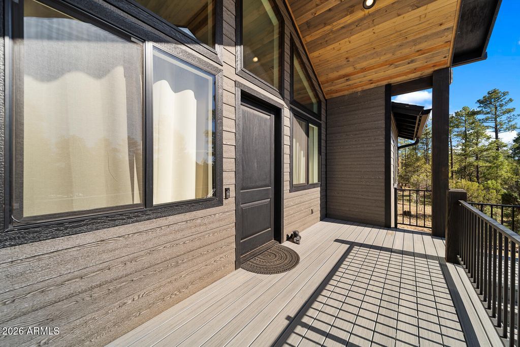Image 31 of property listing at 4520 W HAWTHORN Road, Show Low, AZ 85901
