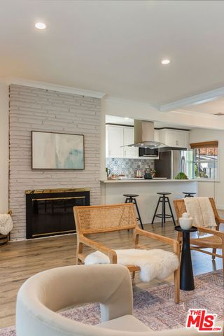 13620 Sylvan Street, Los Angeles, CA 91401