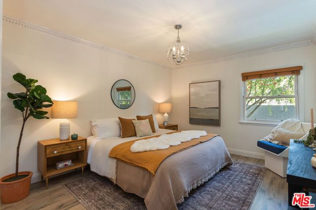 13620 Sylvan Street, Los Angeles, CA 91401