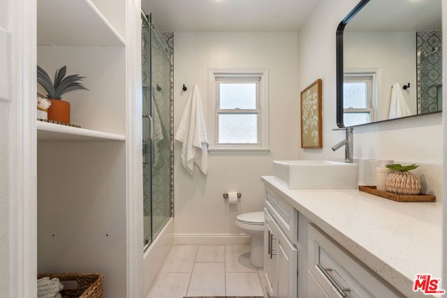 13620 Sylvan Street, Los Angeles, CA 91401