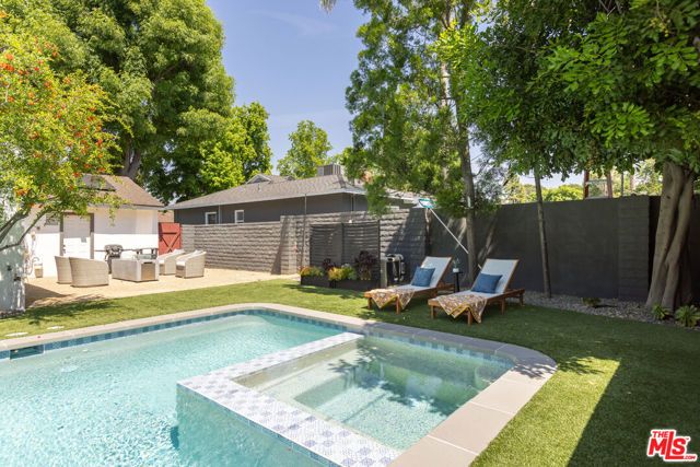 13620 Sylvan Street, Los Angeles, CA 91401