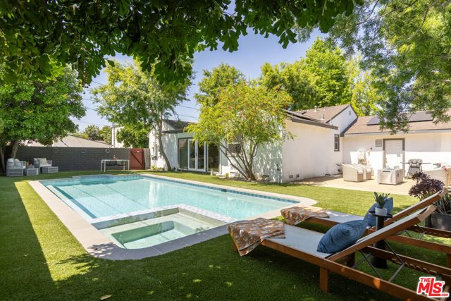 13620 Sylvan Street, Los Angeles, CA 91401