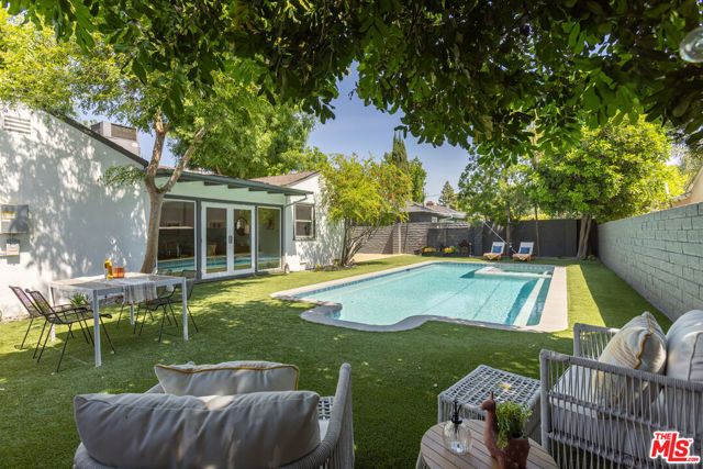 13620 Sylvan Street, Los Angeles, CA 91401