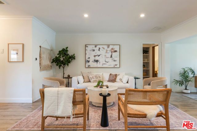 13620 Sylvan Street, Los Angeles, CA 91401