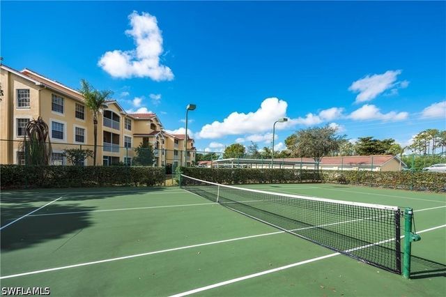 4670 Saint Croix LN 626, Naples, FL 34109