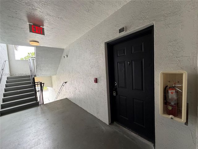 5016 Lantana Road 1201, Lake Worth, FL 33463