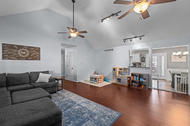225 Cannonball Drive, Nicholasville, KY 40356