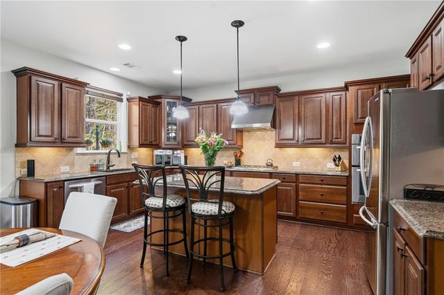 2660 Brentwood Estates Court, Cumming, GA 30041