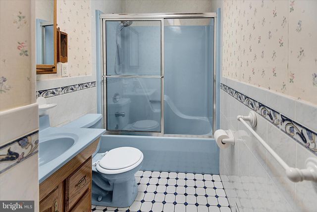 300 NORTHVIEW AVE, Telford, PA 18969