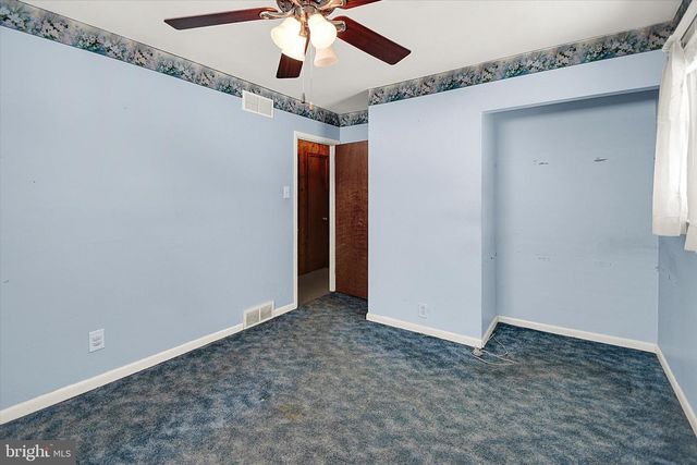 300 NORTHVIEW AVE, Telford, PA 18969