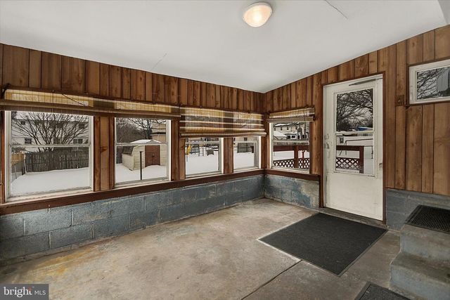 300 NORTHVIEW AVE, Telford, PA 18969